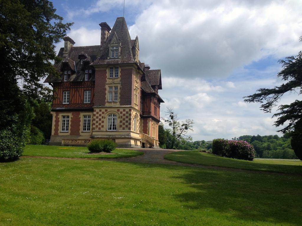 Le Manoir De Benedicte B&B Cahan Екстер'єр фото